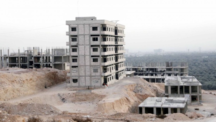 عائلات العسكريين السابقين تواجه قلقاً متزايداً بسبب قرارات الإخلاء غير&nbsp;الواضحة